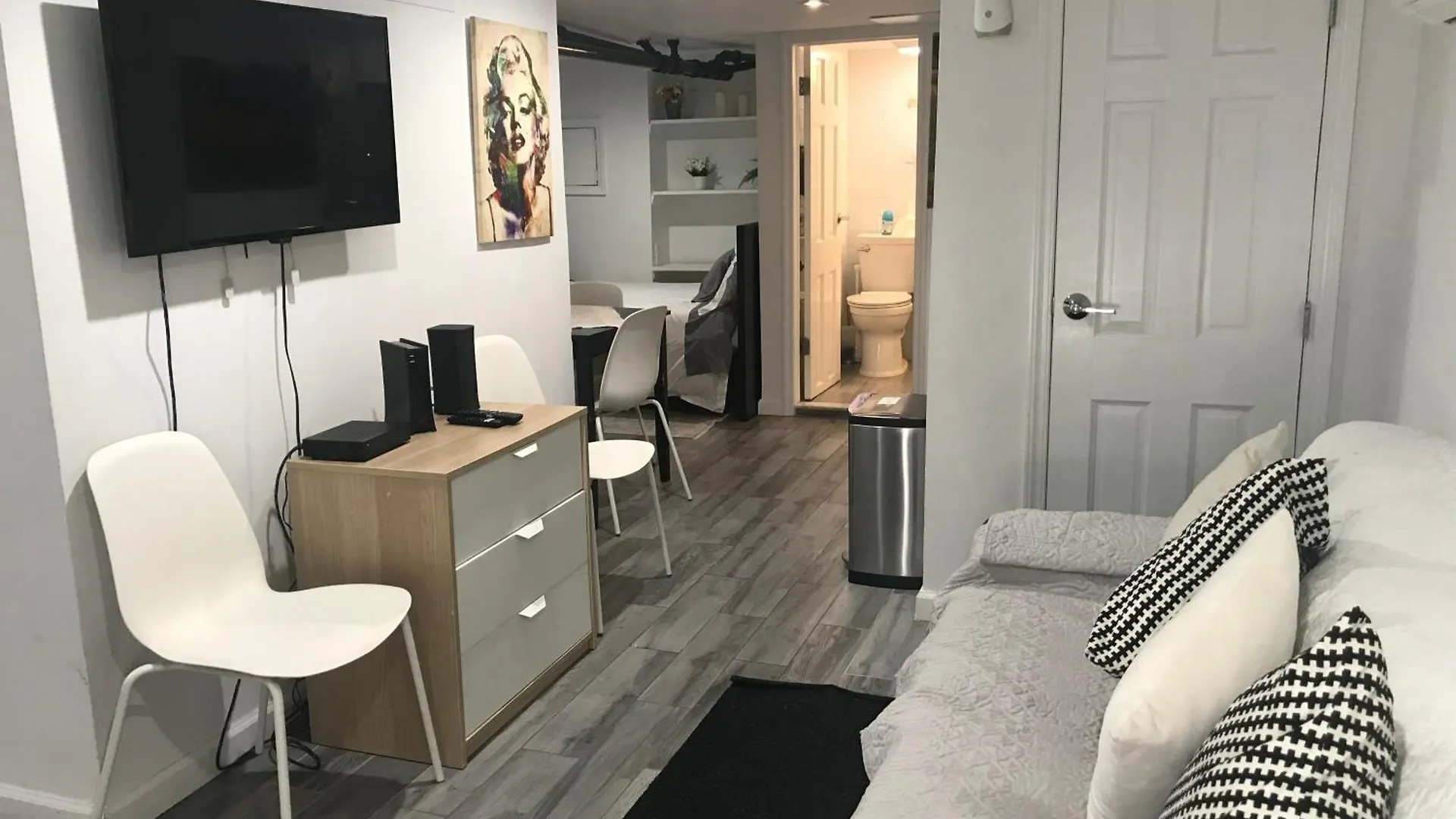 25-30 Mins To Times Sq! Apartment New York